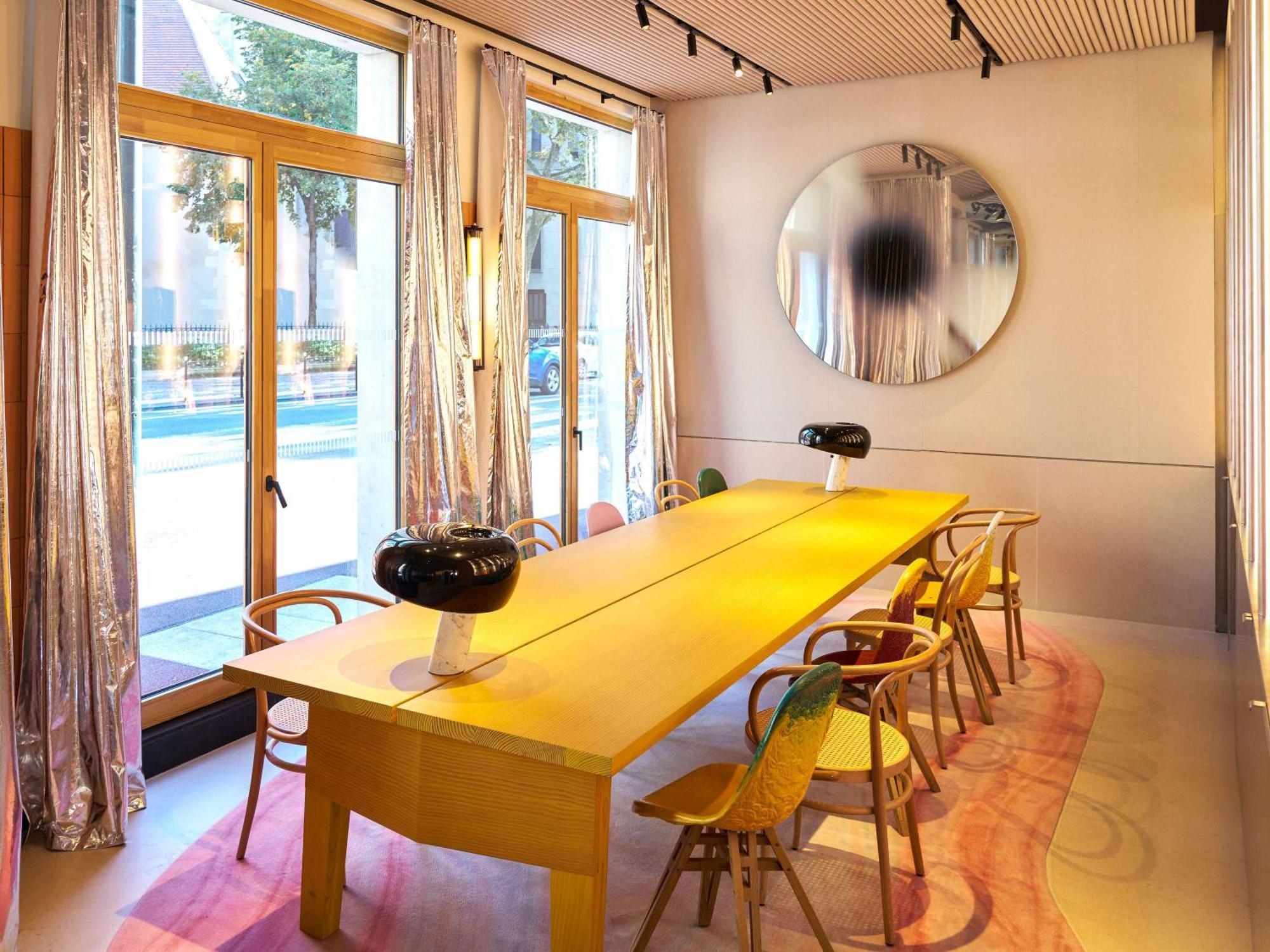 Hotel Tribe Paris Clichy Esterno foto